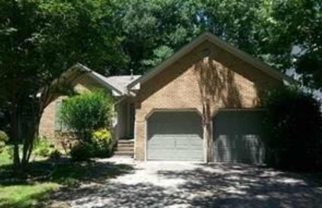 904 Thatcher Way Gallery 1