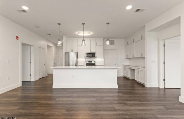 450 Springfield Ave photos photos