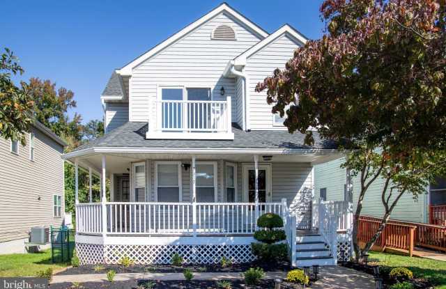 7317 WYE Avenue Gallery 1