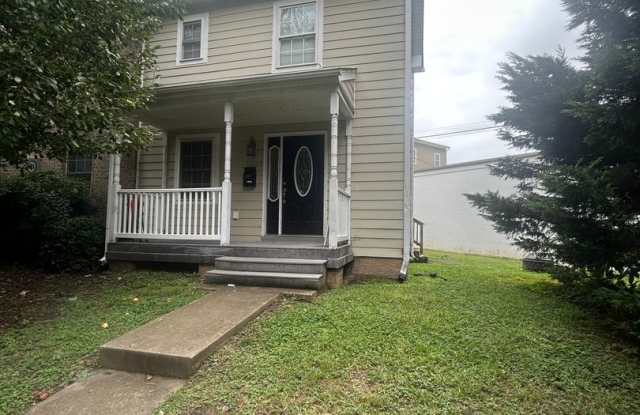 Roomy 3 Bedroom | 2.5 Bath Near VCU photos photos