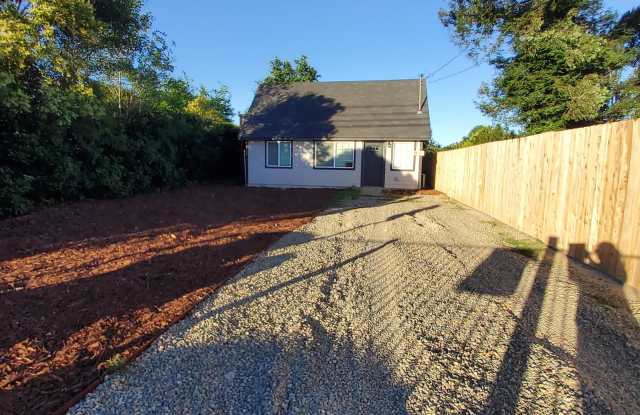 5646 Arboga Road - 5646 Arboga Road, Linda, CA 95961