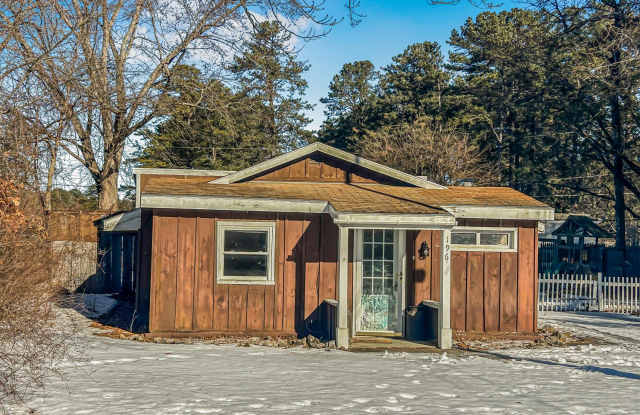 196 Luzerne Road photos photos