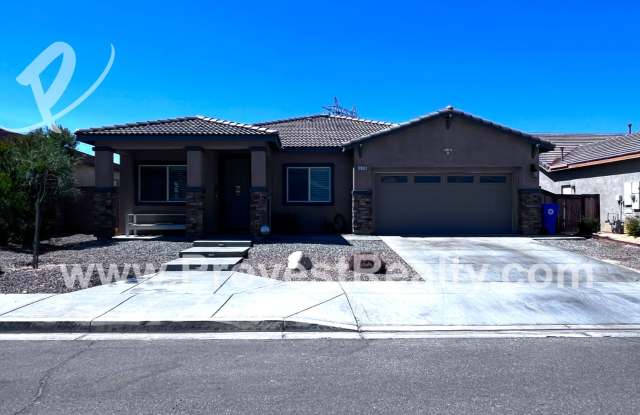 4 Bed, 3 Bath Victorville Home w/Solar!!! Gallery 3