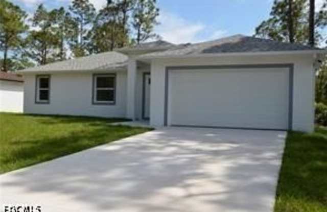 2611 Carol Place photos photos