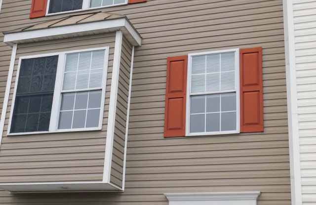 3 level townhouse with garage in the Windstone Subdivision - 102 Zephyr Lane, Frederick County, VA 22602