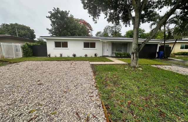 950 E Dayton Cir photos photos