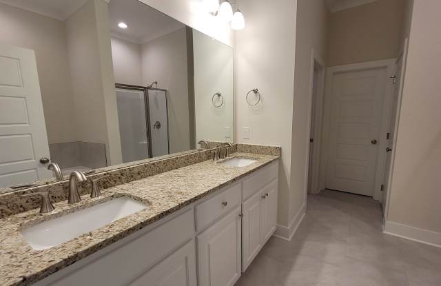 Must see Townhomes in Baton Rouge! Gallery 3
