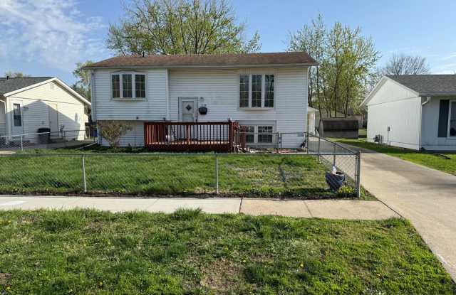 Cozy home in North Gate, $1650 photos photos