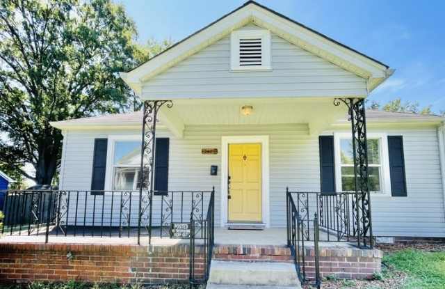 2405 Greenland - 2405 Greenland Avenue, Charlotte, NC 28208