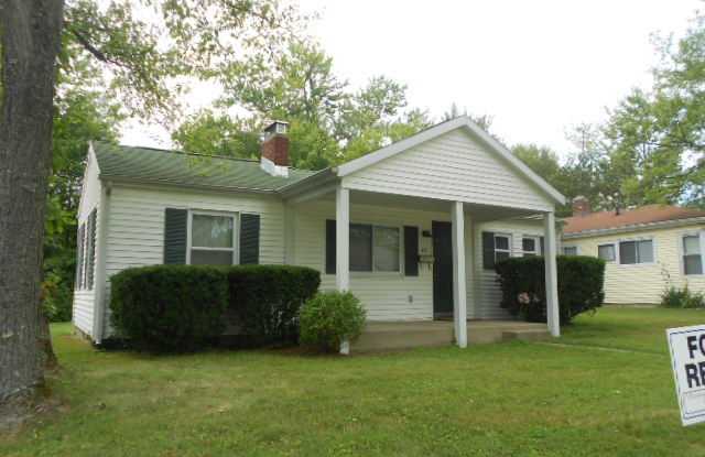 3 bedroom 2 bath home - Available August 2026! - 104 South Jefferson Street, Bloomington, IN 47408