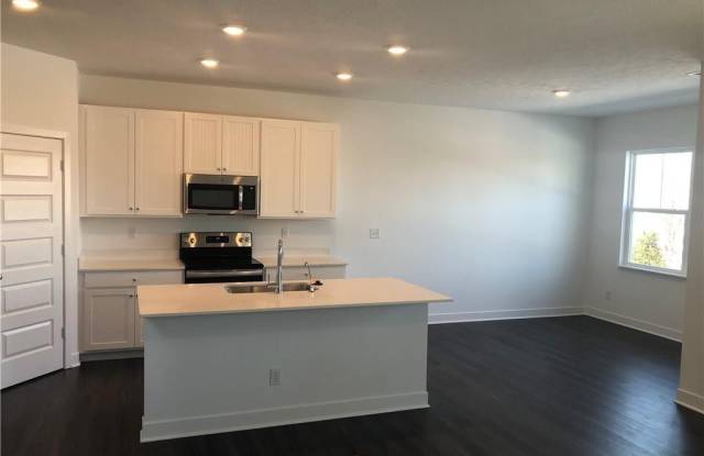 6396 Apperson Drive Gallery 4