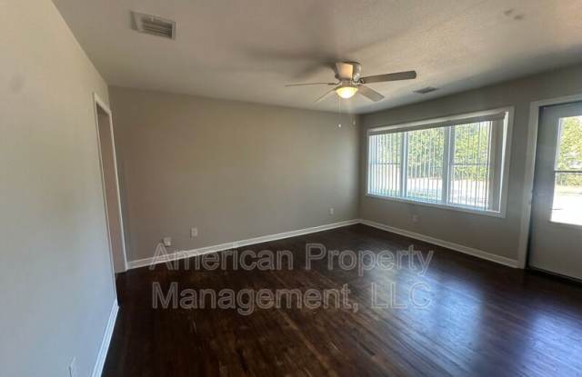 7524 E Newton Pl Gallery 4