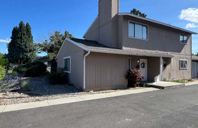 909 Gellatly St. photos photos