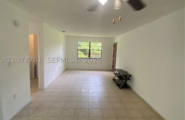 1415 NE 118th Ter Gallery 4