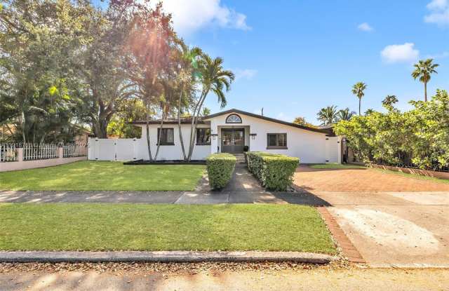 6376 SW 15th St - 6376 Southwest 15th Street, West Miami, FL 33155