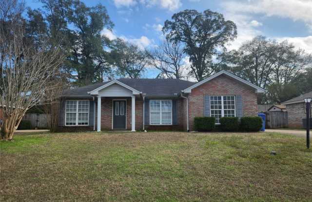 812 Joan Lane - 812 Joan Lane, Prattville, AL 36067 812 Joan Lane - 812 Joan Lane, Prattville, AL 36067