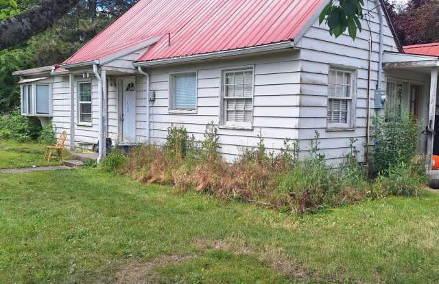 4 bed 2 bath home for rent photos photos