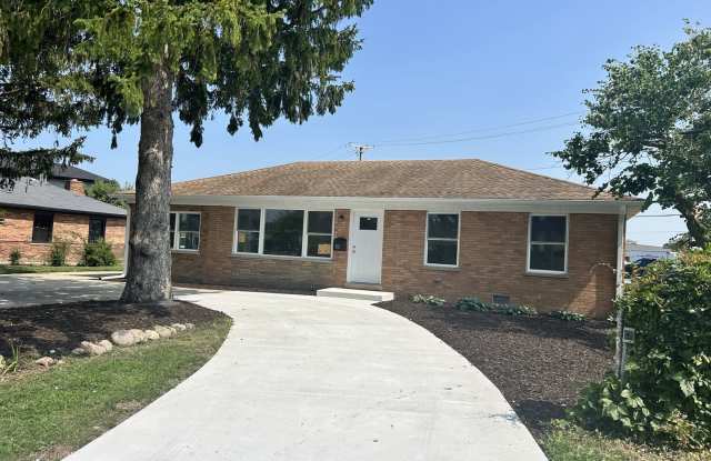 8331 W Gunnison Street Gallery 1