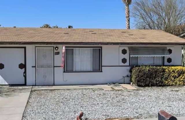 811 S State St photos photos