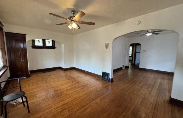 Lovely 2 Bedroom / 1 Bath for Rent - Section 8 Welcome Gallery 3