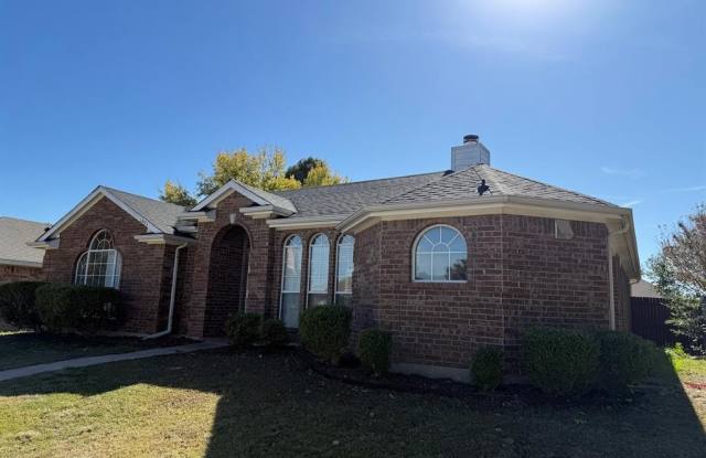 10931 Castle Drive Gallery 2