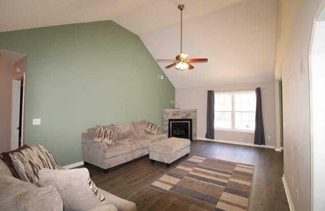 1835 Lirope Way Gallery 4