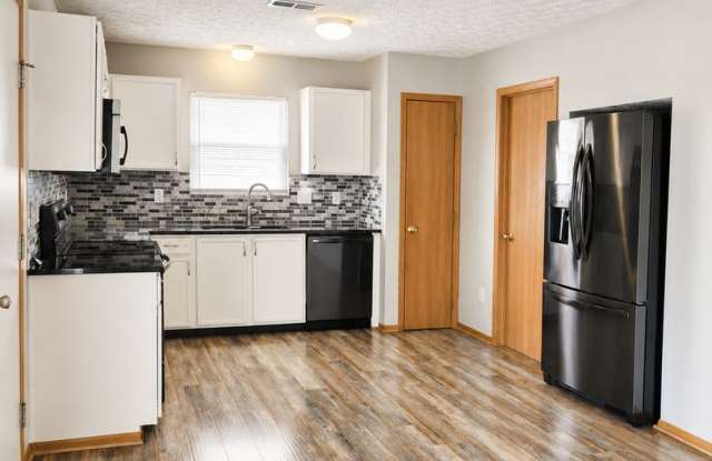3 BR/2BA Home for Rent. | Newly Renovated Single Family Home | 1-Car Garage Parking |In Columbus! Gallery 3