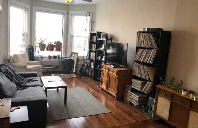 908 N Western Avenue photos photos