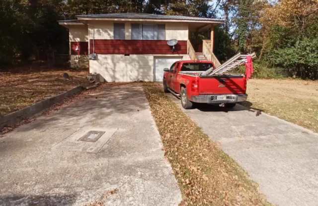 440 17th Terrace Nw - 440 17th Terrace Northwest, Center Point, AL 35215
