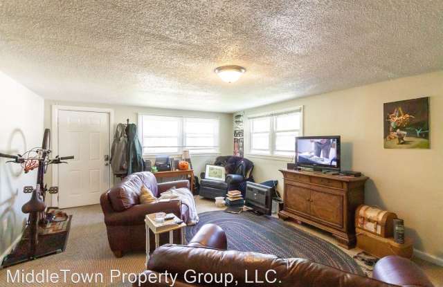 1904 N Glenwood Ave Gallery 3