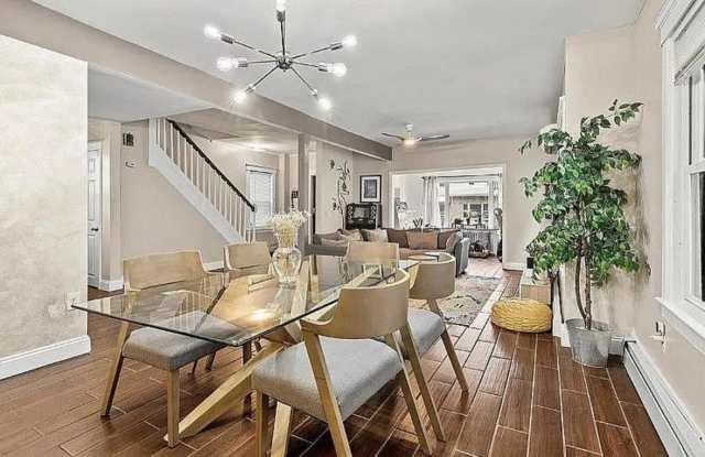 31 72ND ST photos photos