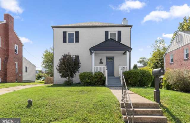 4225 CARDWELL Avenue Gallery 1