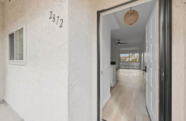 Beautifully Updated 2-Bedroom Condo in The Villas of Calavera Gallery 4