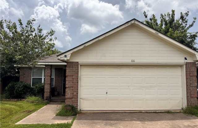 816 Azalea Court photos photos