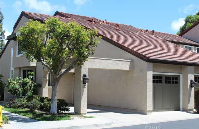 32 Stanford Court - 32 Stanford, Irvine, CA 92612 32 Stanford Court - 32 Stanford, Irvine, CA 92612