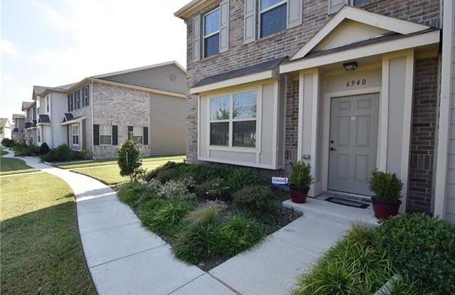6940 Carrington Lane - 6940 Carrington Lane, Fort Worth, TX 76137