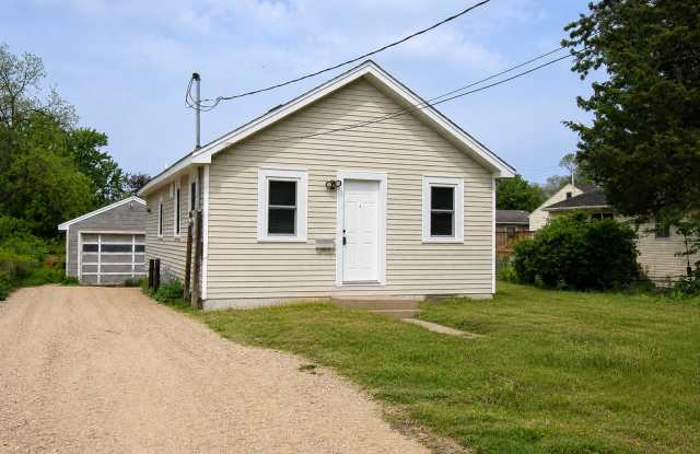 Bright & updated 2br Uptown home w/garage! photos photos Bright & updated 2br Uptown home w/garage! photos photos