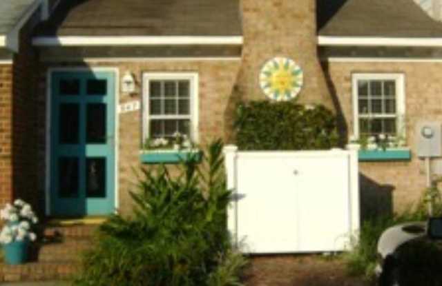 947 Wildwood Square Ct photos photos