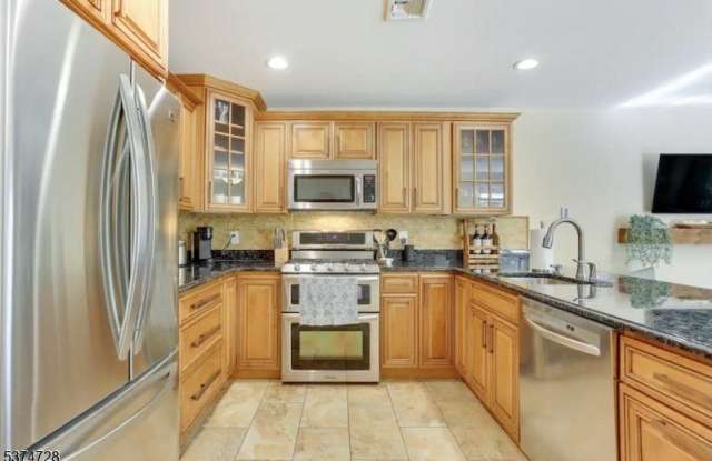 1 Arnold Palmer Ct photos photos