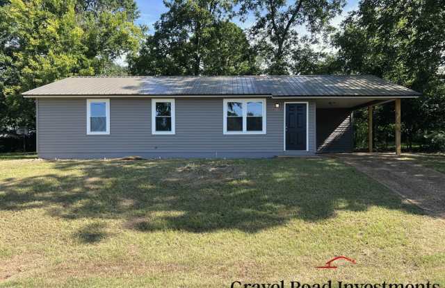 4-Bedroom Home for Rent on Stillman Blvd - 4018 Stillman Boulevard, Tuscaloosa, AL 35401