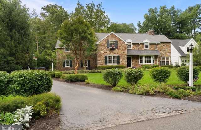 507 MEADOWBROOK CIRCLE Gallery 2