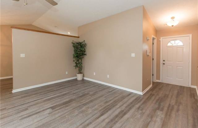 7061 CARRIE Drive Gallery 4