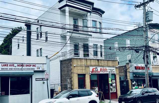 137 Lake Avenue photos photos