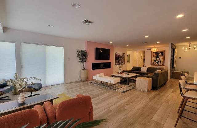901 W Via Livorno Gallery 2
