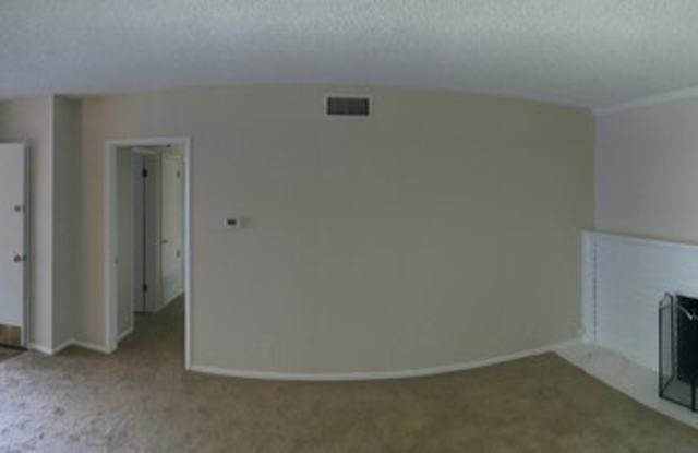 1606 West Gage Avenue Gallery 2