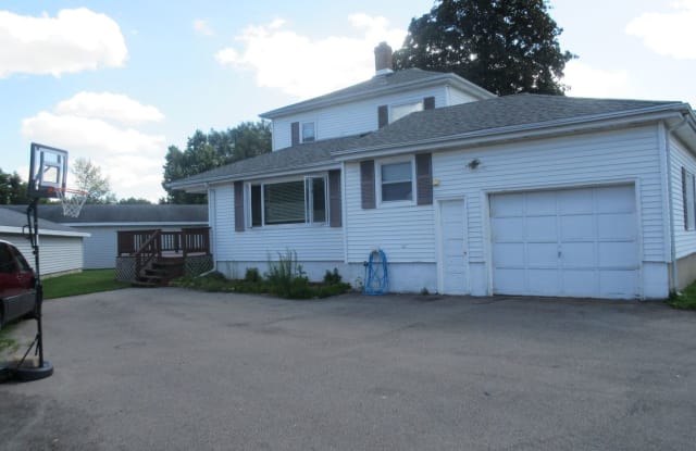 1900 N. Washington Street - 1900 North Washington Street, Janesville, WI 53548