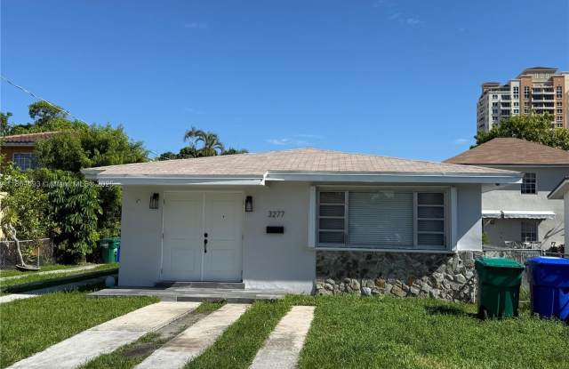 3277 SW 23rd Ter photos photos