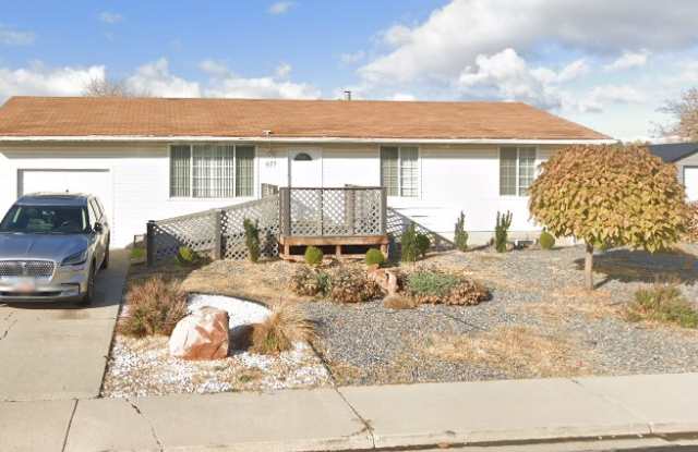 677 N 440 W #Up photos photos