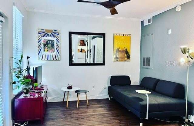 860 N ORANGE AVENUE photos photos