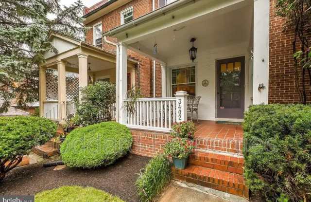3402 University Pl - 3402 University Place, Baltimore, MD 21218